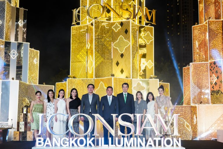 ICONSIAM presents Bangkok Illumination 2019 มหัศจรรย์ประดับประดาแสงไฟและอลังการขบวนต้นคริสต์มาสเอกลักษณ์ไทย ที่ยาวที่สุดริมแม่น้ำเจ้าพระยา
