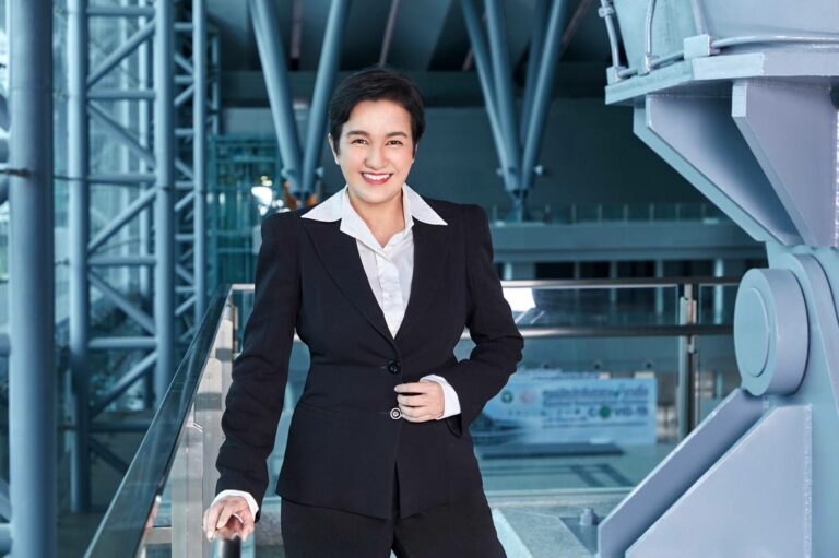ถอดรหัสความสำเร็จบนเส้นทางสายการเงินของ ‘ไตรทิพย์ ศิวะกฤษณ์กุล’ CFO หญิงแกร่งมือวางอันดับต้นของเมืองไทย