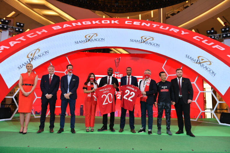สยามพารากอน และไอคอนสยาม ร่วมมอบประสบการณ์ระดับโลกครั้งยิ่งใหญ่ ในแมตช์ฟุตบอล ‘THE MATCH Bangkok Century Cup 2022’ ครองความเป็นที่หนึ่งในใจของลูกค้าตลอดกาล