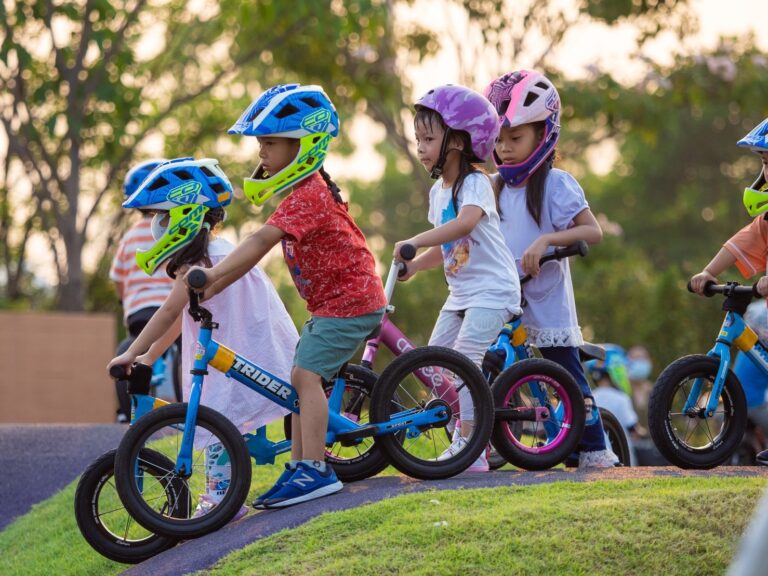 ‘จักรยานขาไถ’ หรือ จักรยานทรงตัว Balance Bike กีฬาสร้างรัก สร้างความผูกพันในครอบครัว