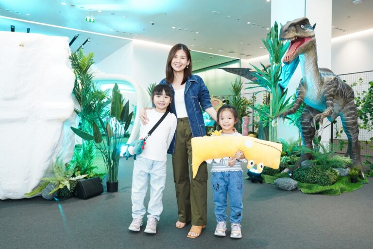ไอคอนสยาม ชวนผจญภัยในโลกไดโนเสาร์และป่าดึกดำบรรพ์ กับสวนสนุกในร่ม Jurassic Dinosaur Adventure Park ครั้งแรกในประเทศไทย