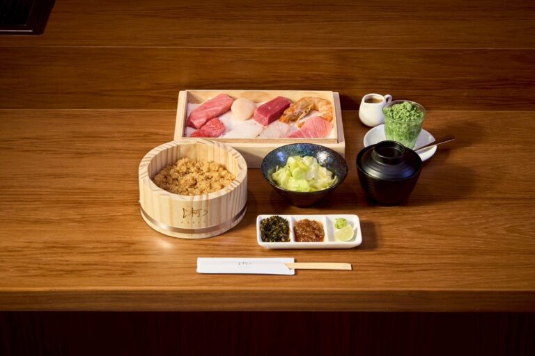 ร้าน ’KAYAKI’ ภายใต้คอนเซ็ปต์ YAKIZAKANA-ย่างปลา สไตล์ญี่ปุ่น เจ้าแรกที่ตอบโจทย์สายปิ้ง-ย่างแนวรักสุขภาพ