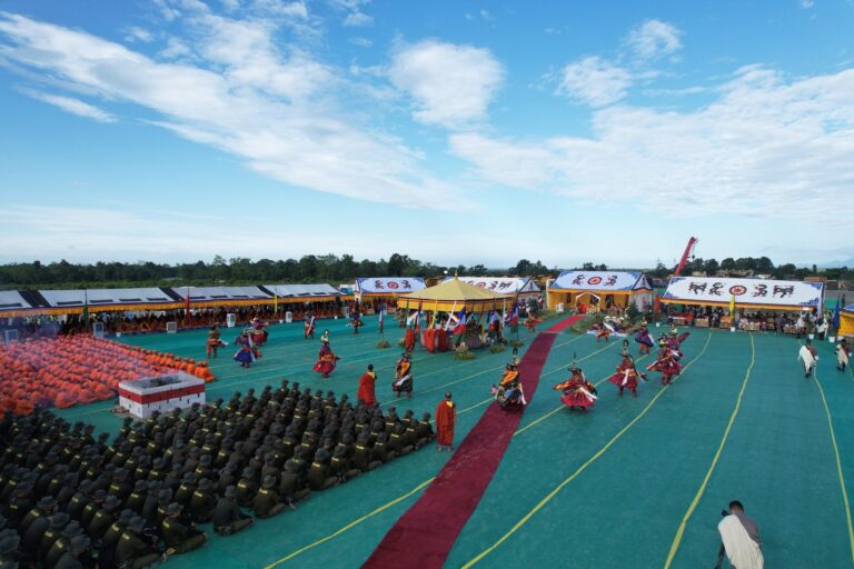 Gelephu International Airport Construction Begins สมเด็จพระราชาธิบดีจิกมี เคเซอร์ นัมเกล วังชุก เสด็จเป็นองค์ประธานในพิธีเปิดการก่อสร้างสนามบินนานาชาติเกเลพูอย่างเป็นทางการ