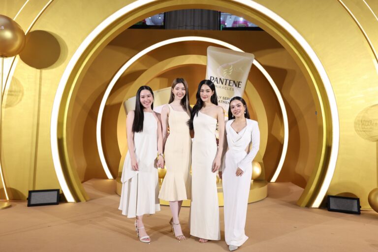 ‘หลิง – ออม’ พาคนไทยอินเลิฟประสบการณ์ ‘ปังฏิหารย์ผมสวย’ ใหม่ PANTENE MIRACLES TREATMENT WITH MELTING PRO-V PEARLS ครั้งแรกในไทยกับทรีทเม้นท์ไข่มุกโปร-วิตามิน ที่มองเห็นได้จริงด้วยตาเปล่า
