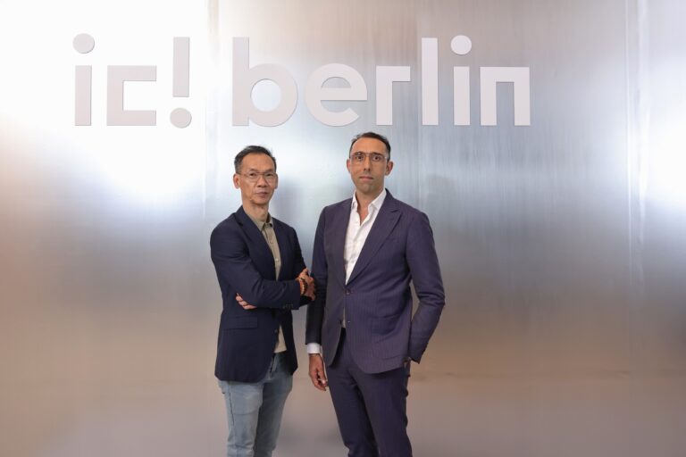 แว่นตา ic!berlin เปิดตัวคอลเลกชันใหม่สุดอลังการ ทัพดาราเซเลบล้นงาน หมาก ปริญ ปลื้ม! เป็นนักแสดงเอเชียคนแรกที่เป็นแบรนด์แอมบาสเดอร์ 4 ปีซ้อน