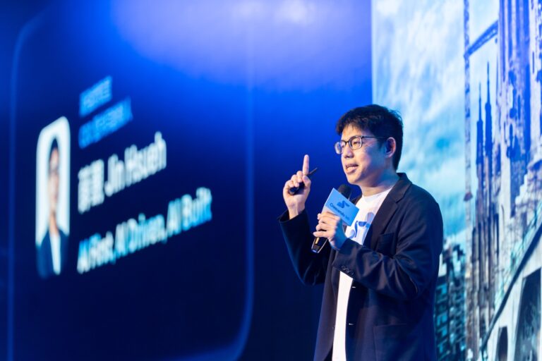 Crescendo Lab เผยโรดแมป ‘AI-First Communication Cloud’ ในประเทศไทย พร้อมเปิดตัว 3 แพลตฟอร์ม มุ่งยกระดับการสื่อสารทางธุรกิจ