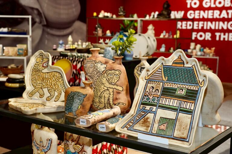 ไอคอนคราฟต์ ยกระดับงานฝีมือไทย ต่อยอดแรงบันดาลใจ ขยายพื้นที่ใหม่ เปิด Pop-up Store ที่ชั้น 3 สยามพารากอน