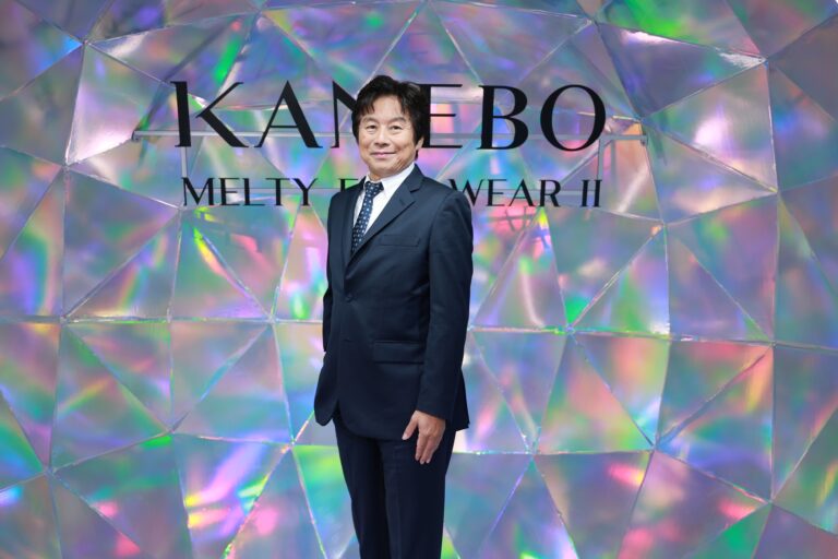 ครั้งแรกของโลกที่ไทย KANEBO เผยโฉม ‘MELTY FEEL WEAR II’แป้งผสมรองพื้นนวัตกรรมความบางเบาไร้ที่ติ ตอกย้ำบัลลังก์แบรนด์ยอดขายอันดับ 1 ในไทย