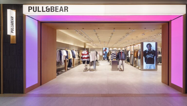 PULL&BEAR เปิดแฟลกชิพสโตร์สาขาใหม่ล่าสุดในไทย ที่เซ็นทรัล พาร์ค