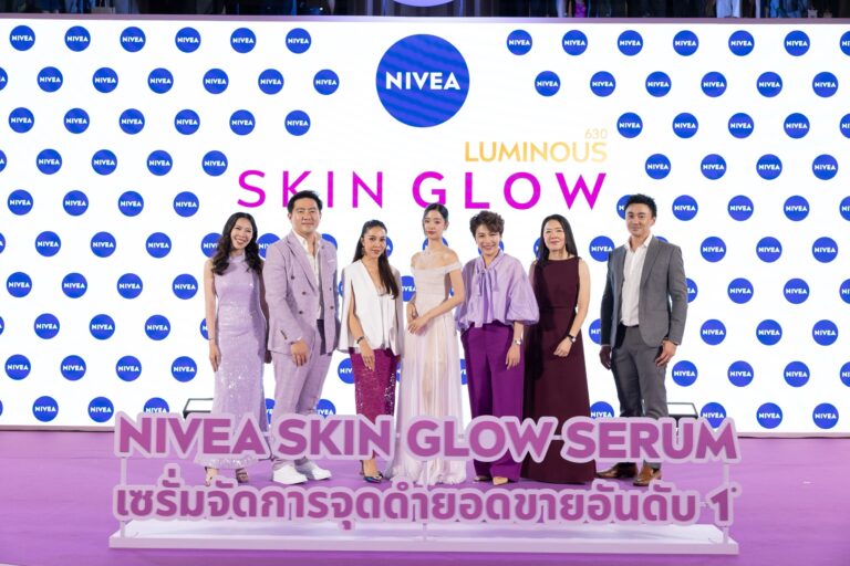 นีเวีย ผู้นำนวัตกรรมดูแลผิว ฉลองความสำเร็จ “NIVEA LUMINOUS SKIN GLOW” เซรั่มจบปัญหาทุกจุดด่างดำ ยอดขายอันดับ 1 จัดงาน “LET’S GLOW ALL OUT” ชูนวัตกรรม “ไทอามิดอล” สู่การดูแลผิวอย่างครบวงจร